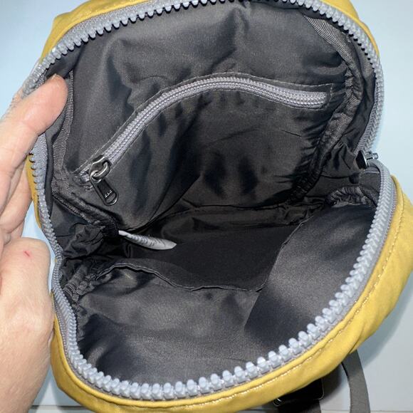 ORI London Sling Bag Mustard WILLESDEN Recycled Nylon Adjustable Casual - Picture 10 of 16